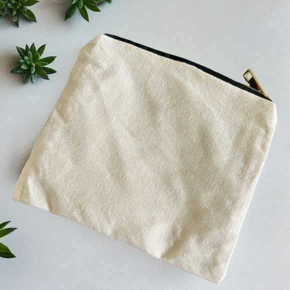 Riot Swim Clutch - Picture 2 of 4